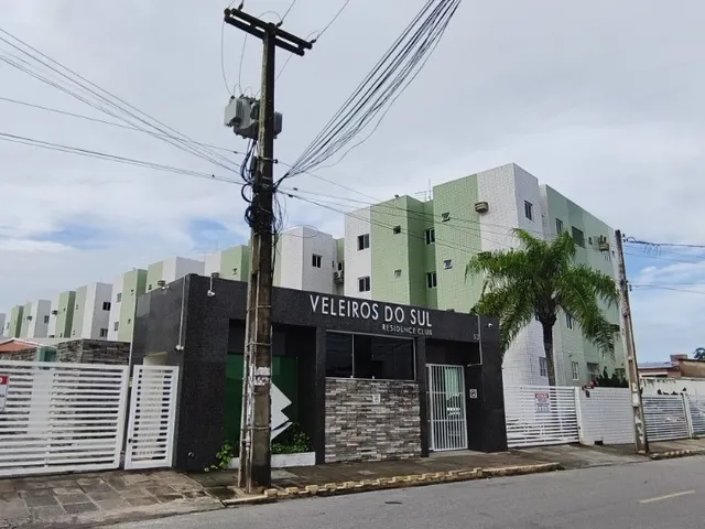 Imagem: O apartamento possui 2 Dormitórios, 1 Suíte, 1 Vaga na