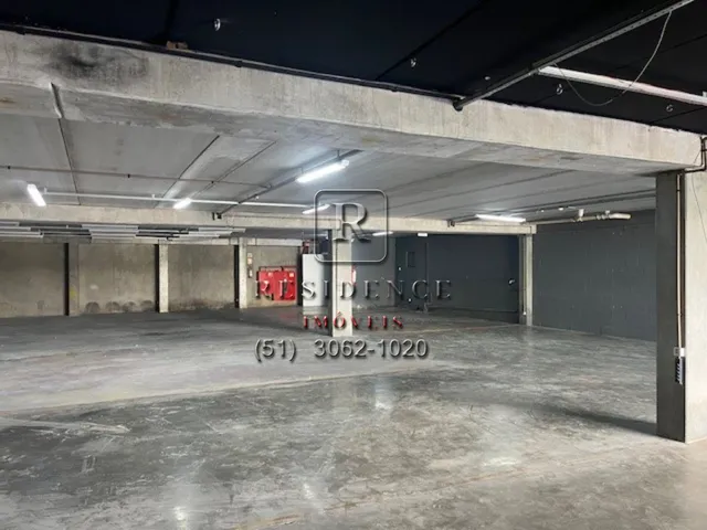 Imagem 7: Loja Comercial de Alto Padrão para Locação em Porto Alegre-RS, Bairro Hípica: 1 Sala