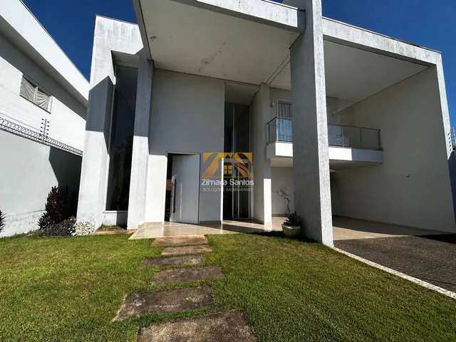 Imagem: A casa possui 4 Dormitórios, 3 Suítes, 4 Banheiros, 4 Vagas