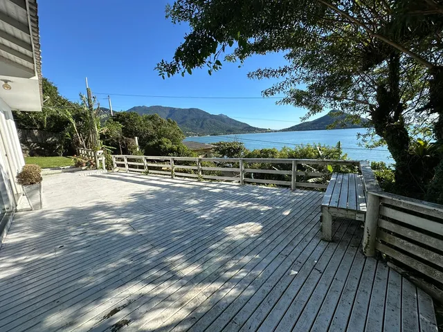 Imagem 12: Casa de Frente Para o Mar - Praia da Enseada de Brito em Palhoça/SC