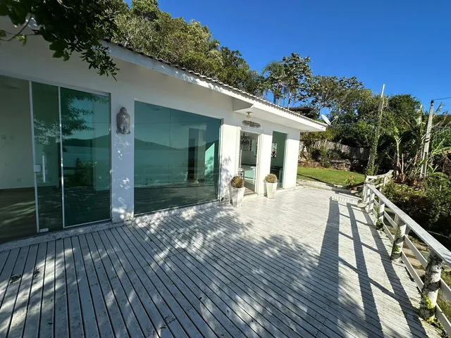 Imagem 3: Casa de Frente Para o Mar - Praia da Enseada de Brito em Palhoça/SC