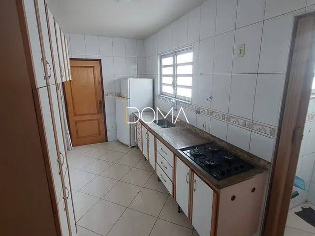 Imagem 9: Amplo apartamento com vista livre e próximo do comércio e praia