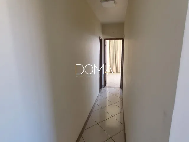 Imagem 5: Amplo apartamento com vista livre e próximo do comércio e praia
