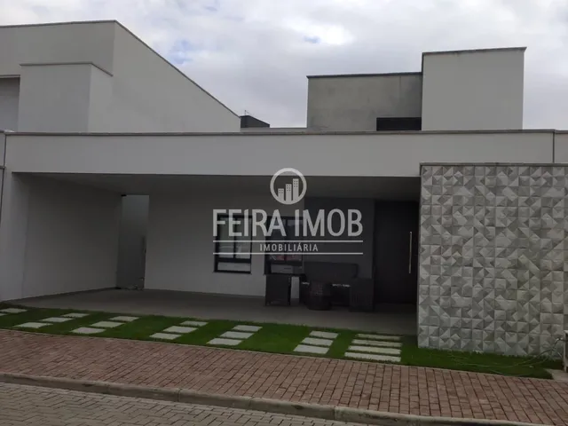 Imagem: A casa possui 3 Dormitórios, 1 Suíte, 2 Banheiros, 2