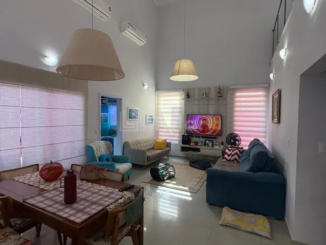 Imagem 8: Casa de Luxo em Condomínio: 3 Quartos, 3 Suítes, 6 Banheiros na Terras do Vale - Caçapava-Sp