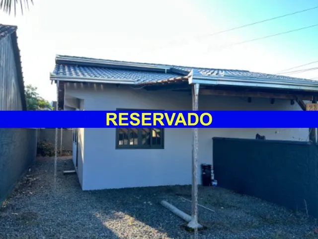 Imagem: A casa possui 2 Dormitórios, 1 Banheiro, 1 Vaga na