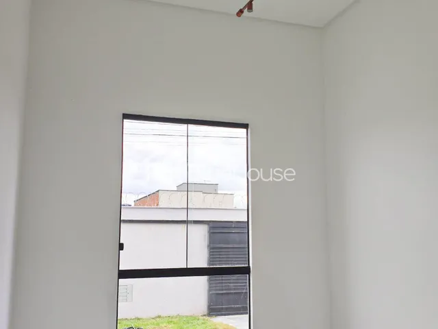 Imagem 6: Casa 2 Quartos sendo 1 suíte com Pé Direito Duplo no Bairro Independência