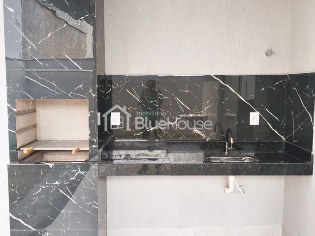 Imagem 3: Casa 2 Quartos sendo 1 suíte com Pé Direito Duplo no Bairro Independência
