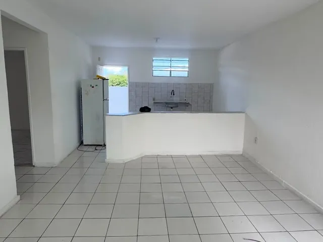 Imagem 13: ALUGO APARTAMENTO EM ITAPUÃ, CONDOMÍNIO FECHADO, 2/4, R$ 1.400,00 MAIS TAXAS!!
