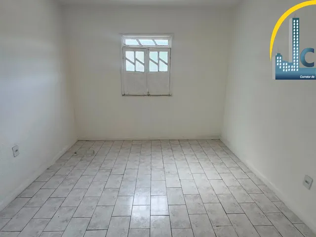 Imagem 14: ALUGO APARTAMENTO EM ITAPUÃ, CONDOMÍNIO FECHADO, 2/4, R$ 1.400,00 MAIS TAXAS!!
