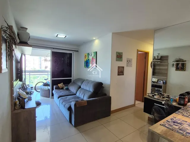 Imagem: O apartamento possui 5 Dormitórios, 1 Suíte, 2 Banheiros,