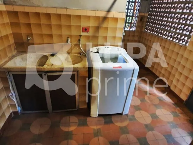 Imagem 12: Casa com 6 dormitórios
