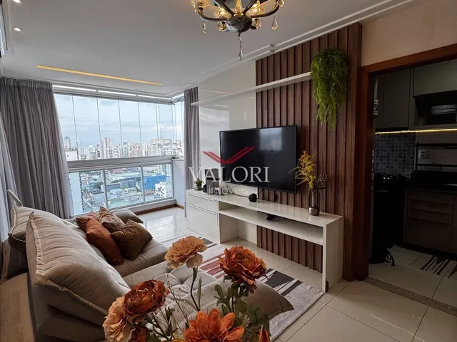 Imagem: O apartamento possui 2 Dormitórios, 1 Suíte, 2 Banheiros,