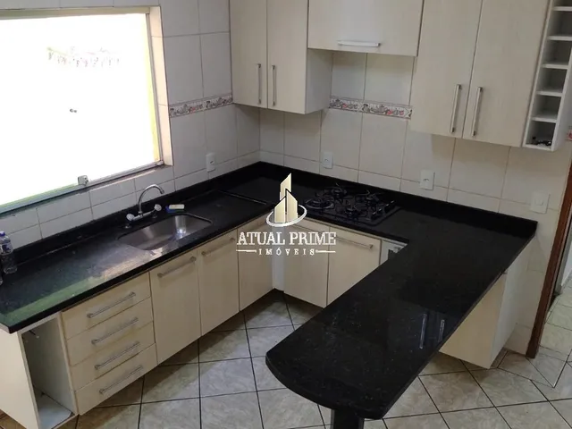 Imagem: O apartamento possui 3 Dormitórios, 1 Suíte, 2 Banheiros,