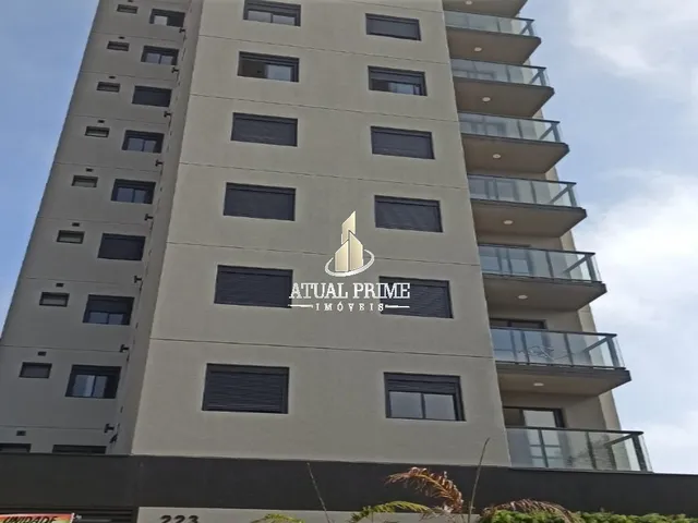 Imagem: O apartamento possui 2 Dormitórios, 1 Suíte, 2 Banheiros