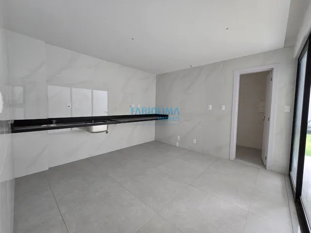 Imagem 4: Casa 4/4, sendo 3 suítes, Cond. Villa Florença, Abrantes