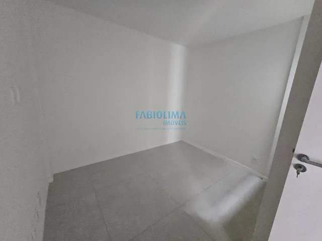 Imagem 5: Casa 4/4, sendo 3 suítes, Cond. Villa Florença, Abrantes