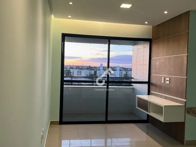 Imagem: O apartamento possui 2 Dormitórios, 1 Suíte, 1 Banheiro,