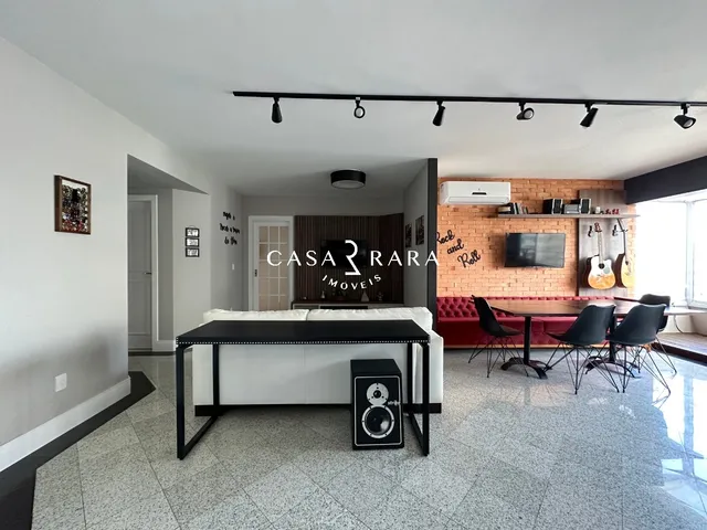 Imagem 10: Apartamento 4 dormitórios (1 suítes) e 4 vagas com hobby box - Centro