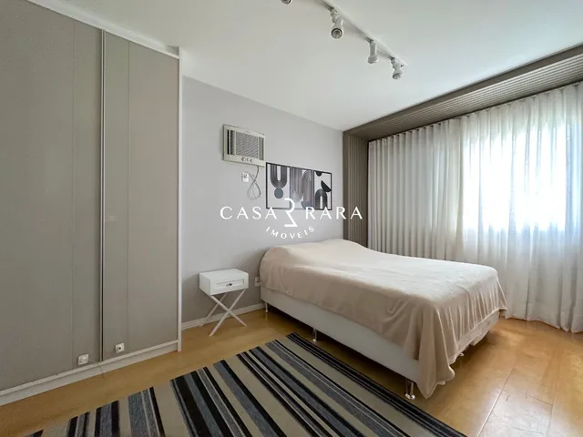 Imagem 8: Apartamento 4 dormitórios (1 suítes) e 4 vagas com hobby box - Centro