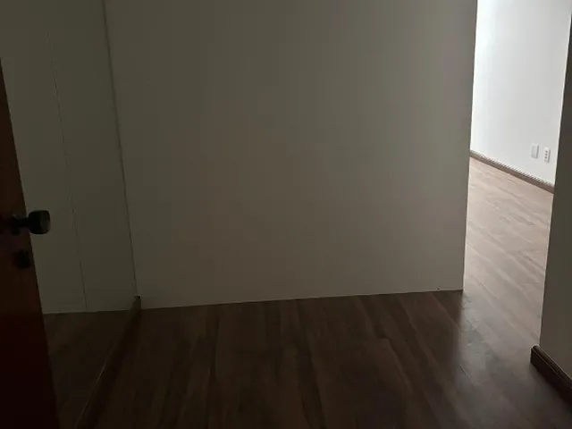 Imagem 9: SRTVS 701 ED NOVO CENTRO MULTIEMPRESARIAL DESOCUPADA COM VAGA DE GARAGEM