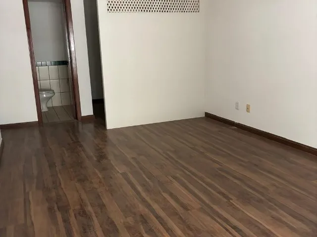 Imagem 12: SRTVS 701 ED NOVO CENTRO MULTIEMPRESARIAL DESOCUPADA COM VAGA DE GARAGEM