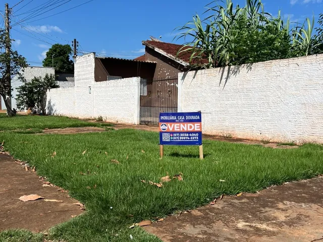 Imagem: A casa possui 3 Dormitórios, 2 Banheiros, 420m² de Área,