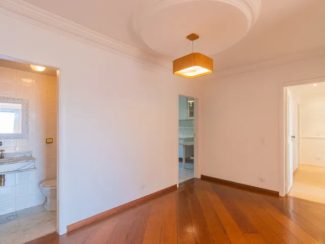 Imagem 8: Apartamento para Venda em Vila Andrade com 3 Quartos, Sendo 1 Suíte, 119M²