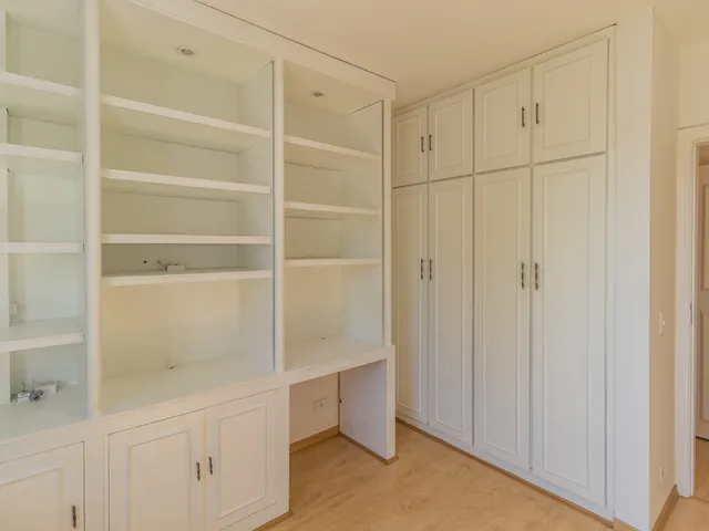 Imagem 2: Apartamento para Venda em Vila Andrade com 3 Quartos, Sendo 1 Suíte, 119M²
