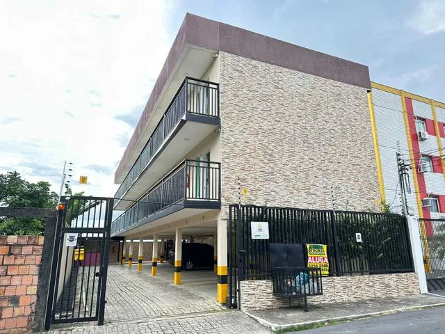 Imagem: O apartamento possui 2 Dormitórios, 1 Banheiro, 1 Vaga na