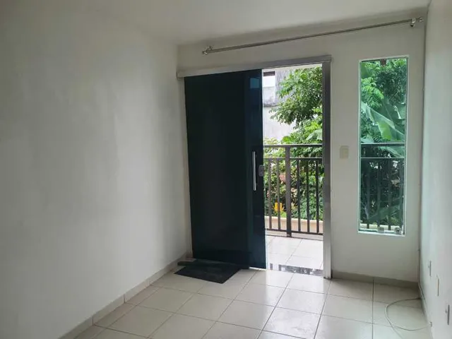 Imagem 10: ALUGA-SE APARTAMENTO NO PARQUE DEZ DE NOVEMBRO
