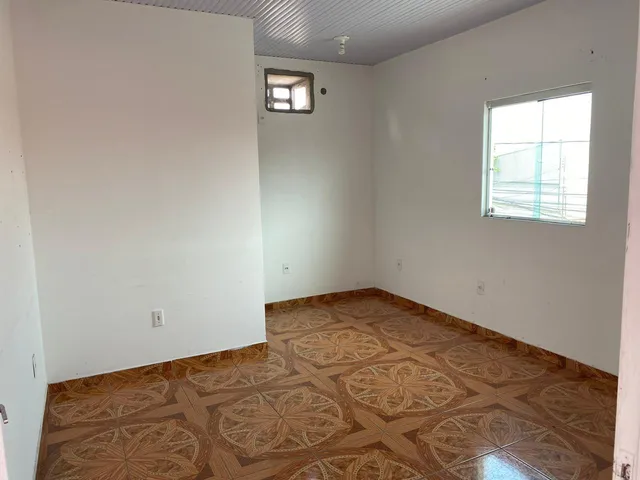 Imagem 2: Sala para alugar por RS 700-mês - Parque 10 de Novembro - Manaus-AM - ao lado da