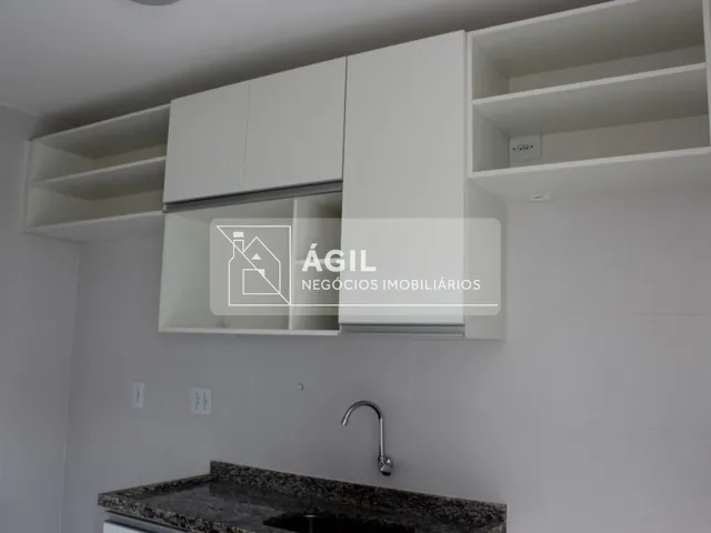 Imagem: O apartamento possui 1 Dormitório, 1 Banheiro, 1 Vaga na