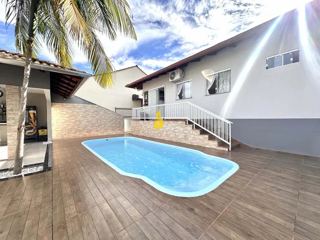 Imagem 6: Casa com piscina à venda no Bairro Imigrantes em Timbó