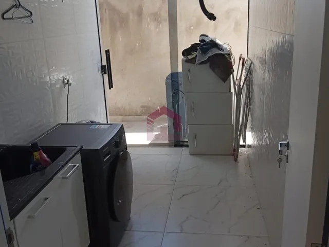 Imagem 3: CASA ALTO PADRÃO - 3 SUÍTES - 429M² - CONDOMÍNIO FECHADO - ARNIQUEIRA
