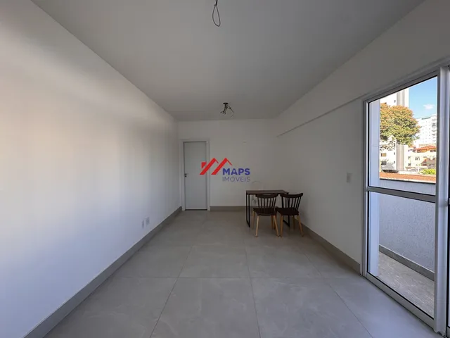 Imagem 13: Área privativa com três quartos, suíte e duas vagas de garagem à venda no bairro