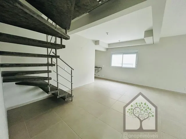 Imagem 8: Cobertura duplex à venda no Itacorubi, nova, financiável e pronta para morar