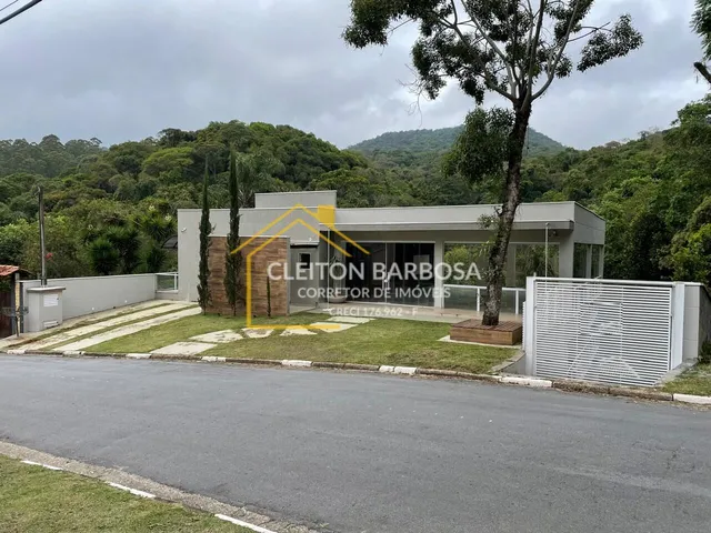 Imagem 2: Casa Alto Padrão em Parque Suiça, 3 Suítes - 3 pavimentos - 710 m² - Santa Inês