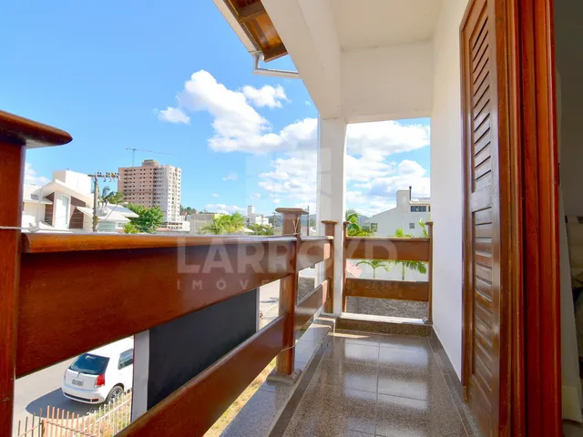 Imagem 7: Casa com 5 dormitórios