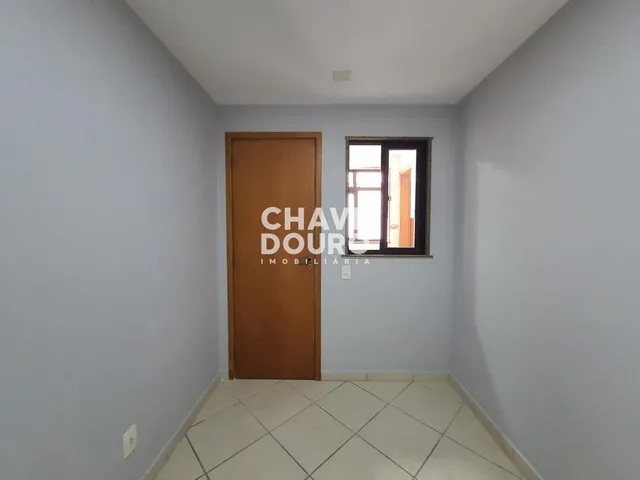 Imagem 15: ALUGUEL - Apartamento de 2 Quartos (sendo 1 suíte com varanda) + Dependência e 1 Vaga