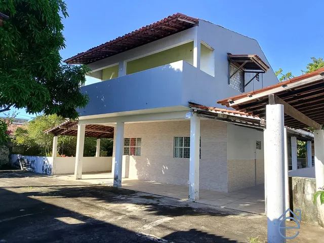 Imagem: A casa possui 3 Dormitórios, 2 Suítes, 3 Banheiros, 3