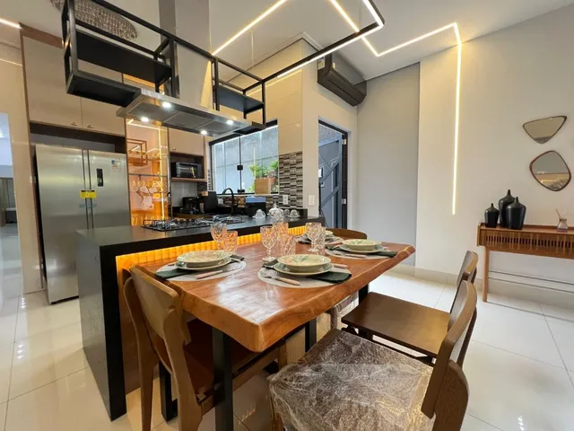 Imagem 3: Casa Geminada de Alto Padrão Com 3 Dormitórios à 50 Metros da Praia