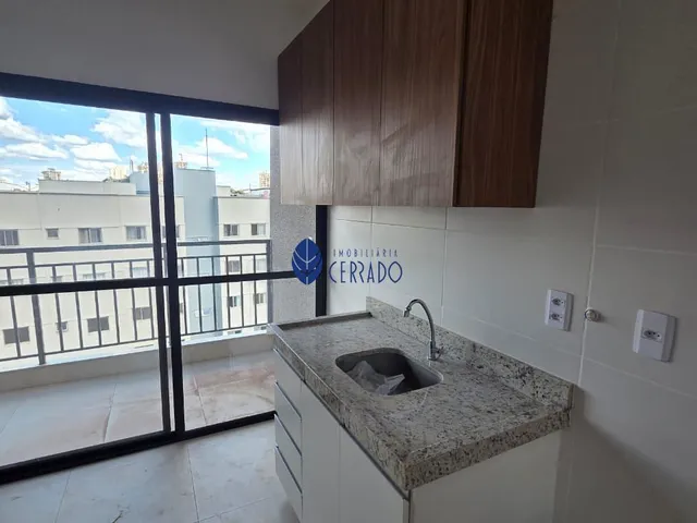 Imagem: O apartamento possui 2 Dormitórios, 1 Suíte, 2 Banheiros,