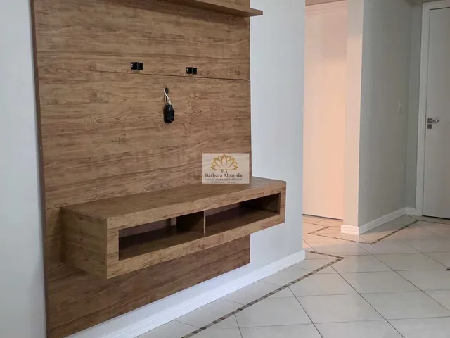 Imagem 2: ALUGUEL ANUAL - Apto com 03 quartos( 01 suíte), sacada com churrasqueira, prox a AV