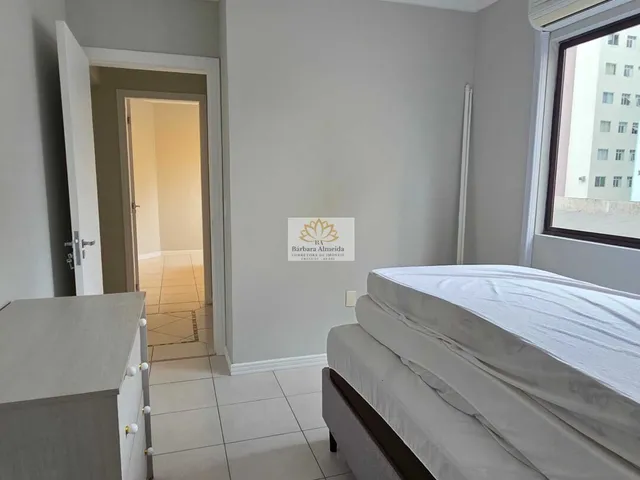 Imagem 10: ALUGUEL ANUAL - Apto com 03 quartos( 01 suíte), sacada com churrasqueira, prox a AV