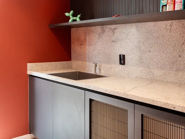 Imagem 11: Apartamento à venda no Bairro América, Joinville-SC: 2 quartos, 1 suíte, 2 salas, 2