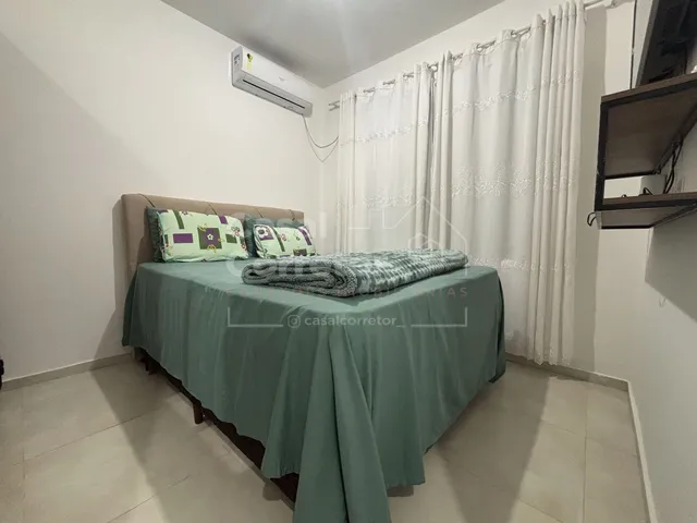 Imagem 7: Casa com excelente padrão construtivo e possibilidade de ampliação