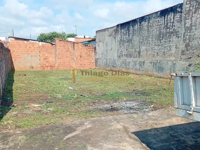 Imagem: O terreno possui 180m² de Área e está localizado em