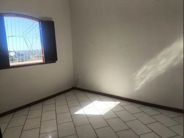 Imagem 7: Alugo casa 03 quartos com suite sobrado tipo apartamento