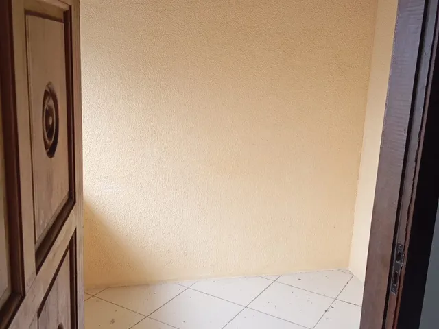 Imagem 15: Vendo ou alugo excelente casa duplex em Lauro de Freitas, condomínio fechado com 2
